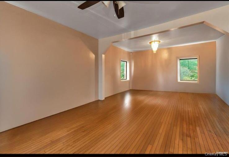 120 Memphis Ave Property Photo 8