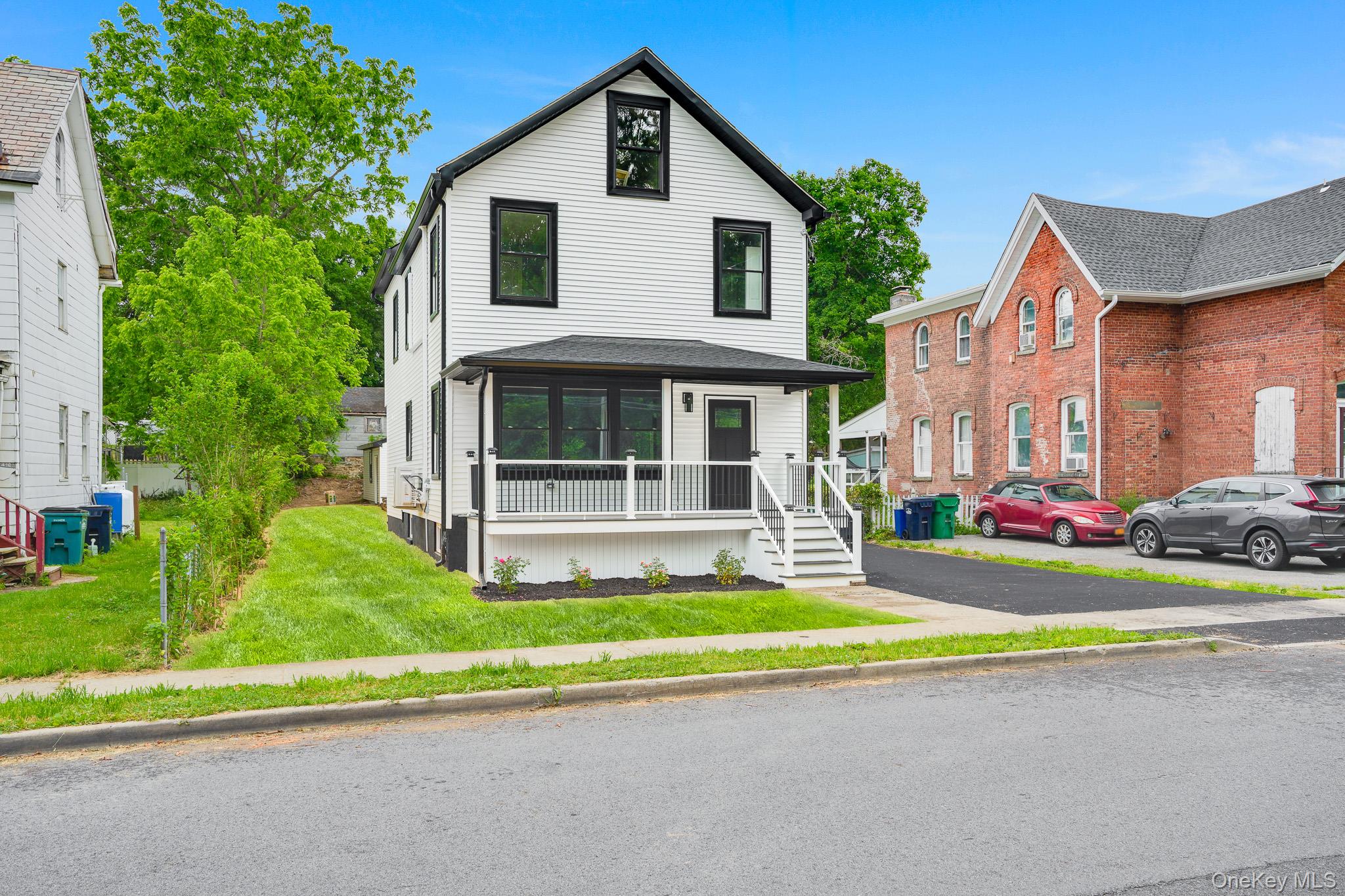 25 S Remsen Avenue Property Photo 1