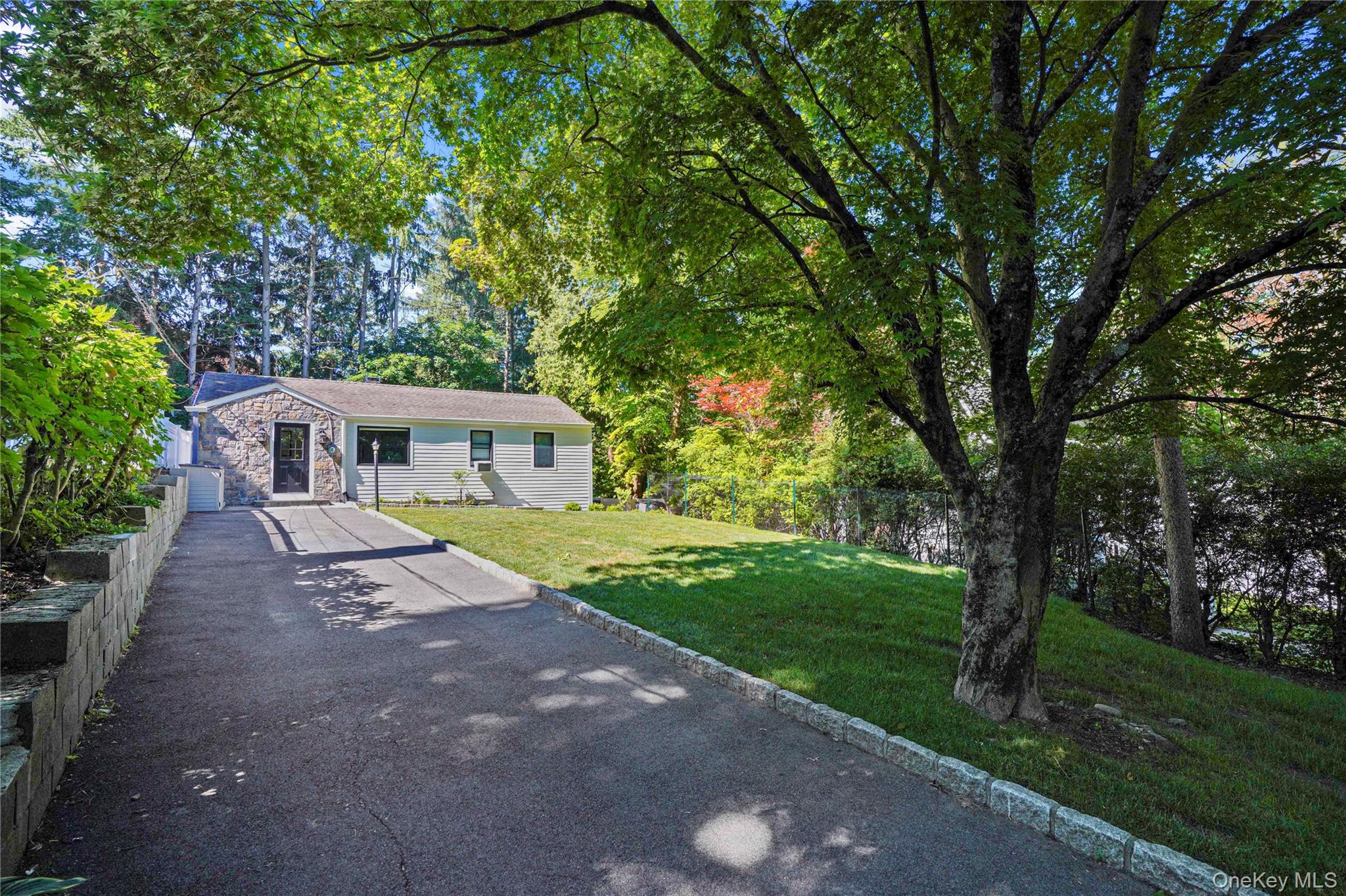 80 Bischoff Avenue Property Photo 1