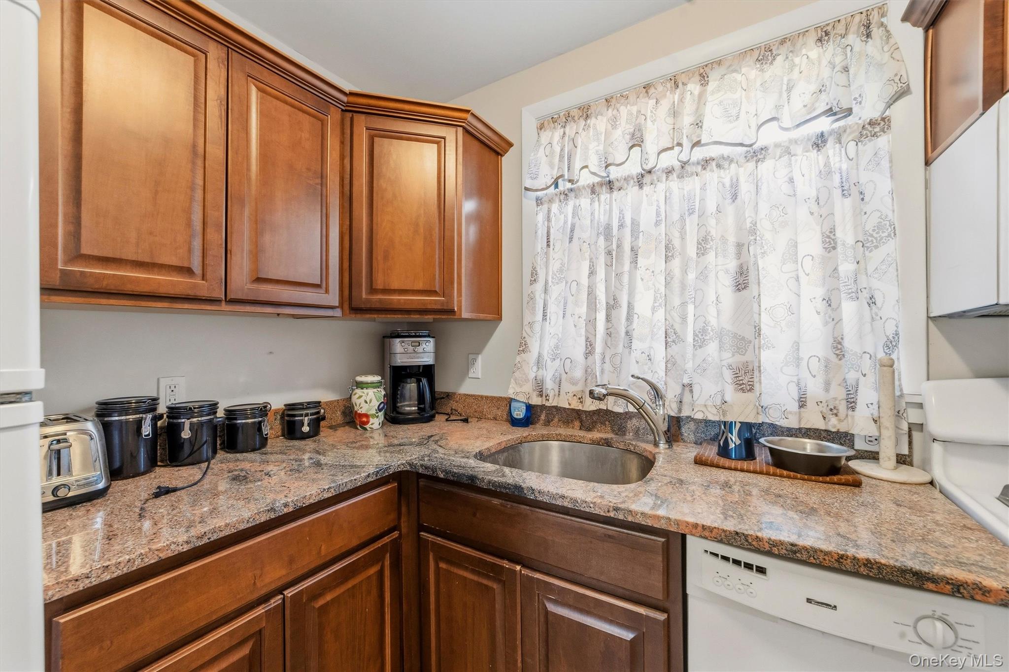 225 Schrade Road 1e Property Photo 15