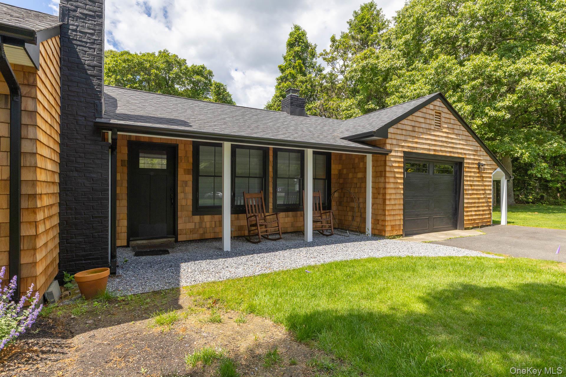 19 Groveland Avenue Property Photo 13