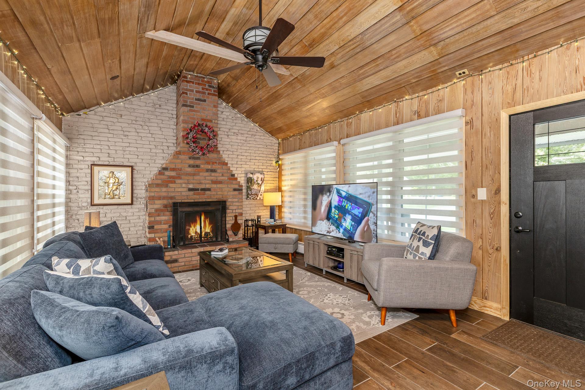 19 Groveland Avenue Property Photo 15