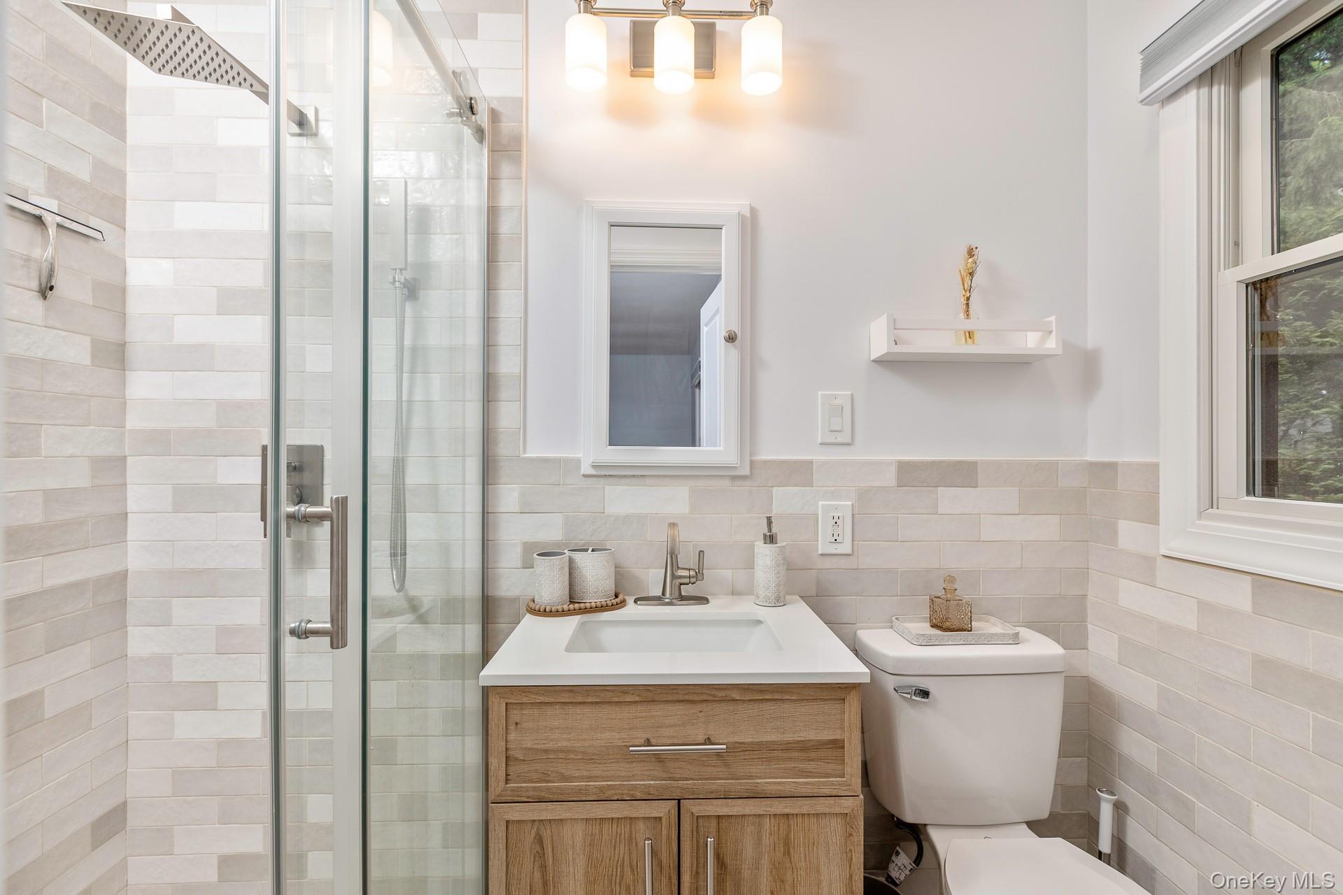 19 Groveland Avenue Property Photo 25