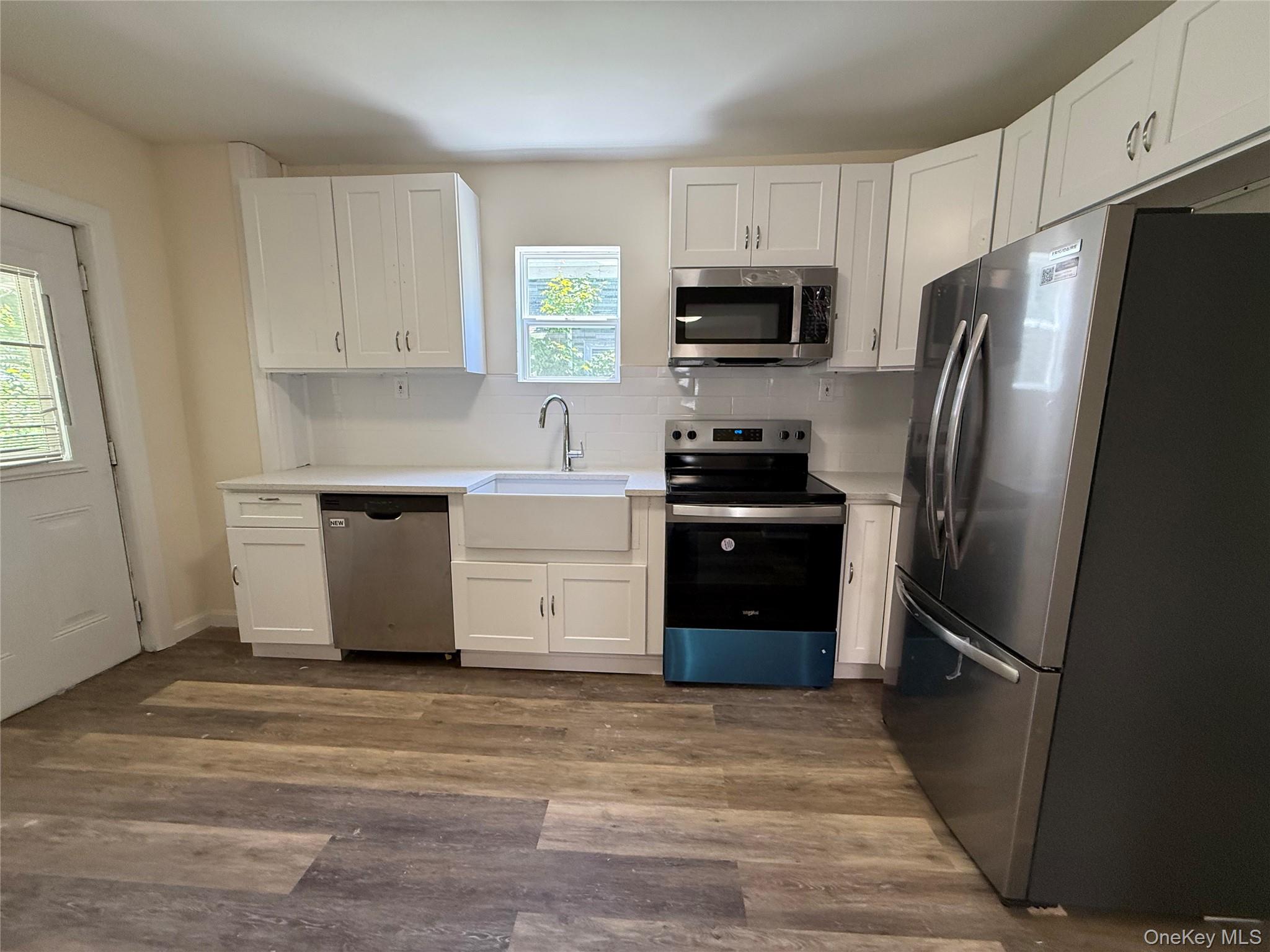 174 Center Street Property Photo 7