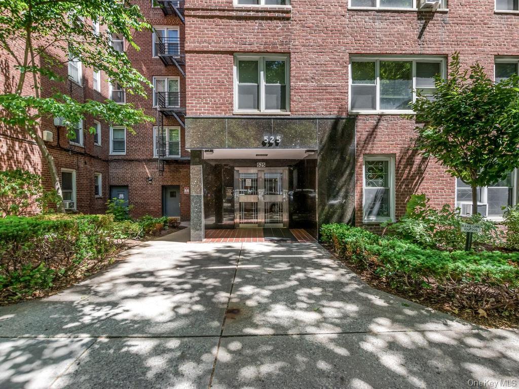 525 West 236th Street 6g Property Photo 11