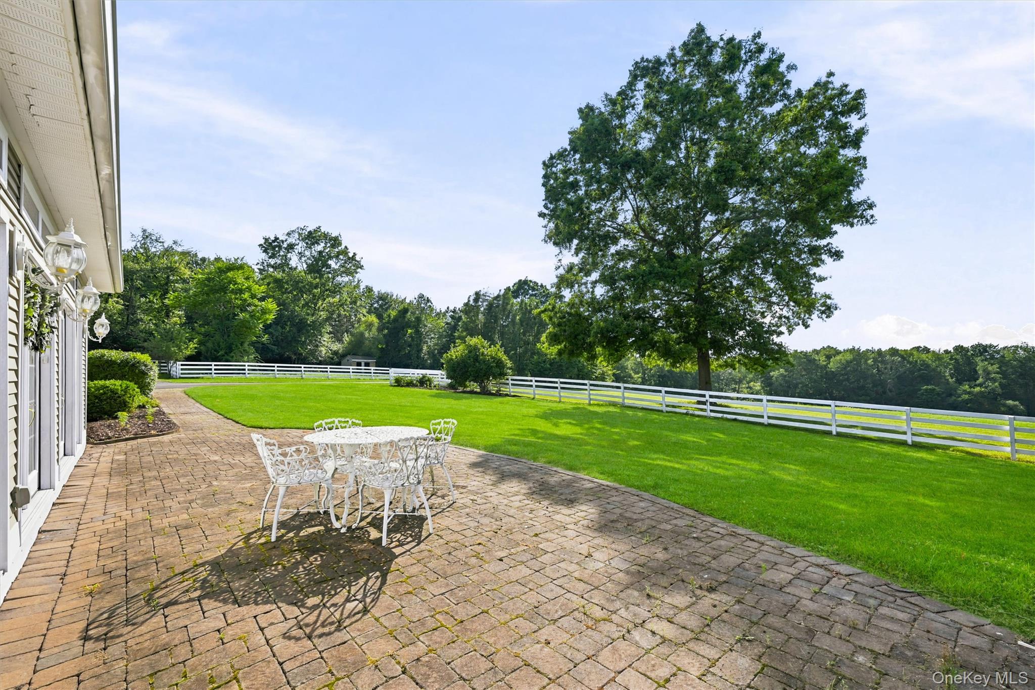 232 Maybrook Road Property Photo 4
