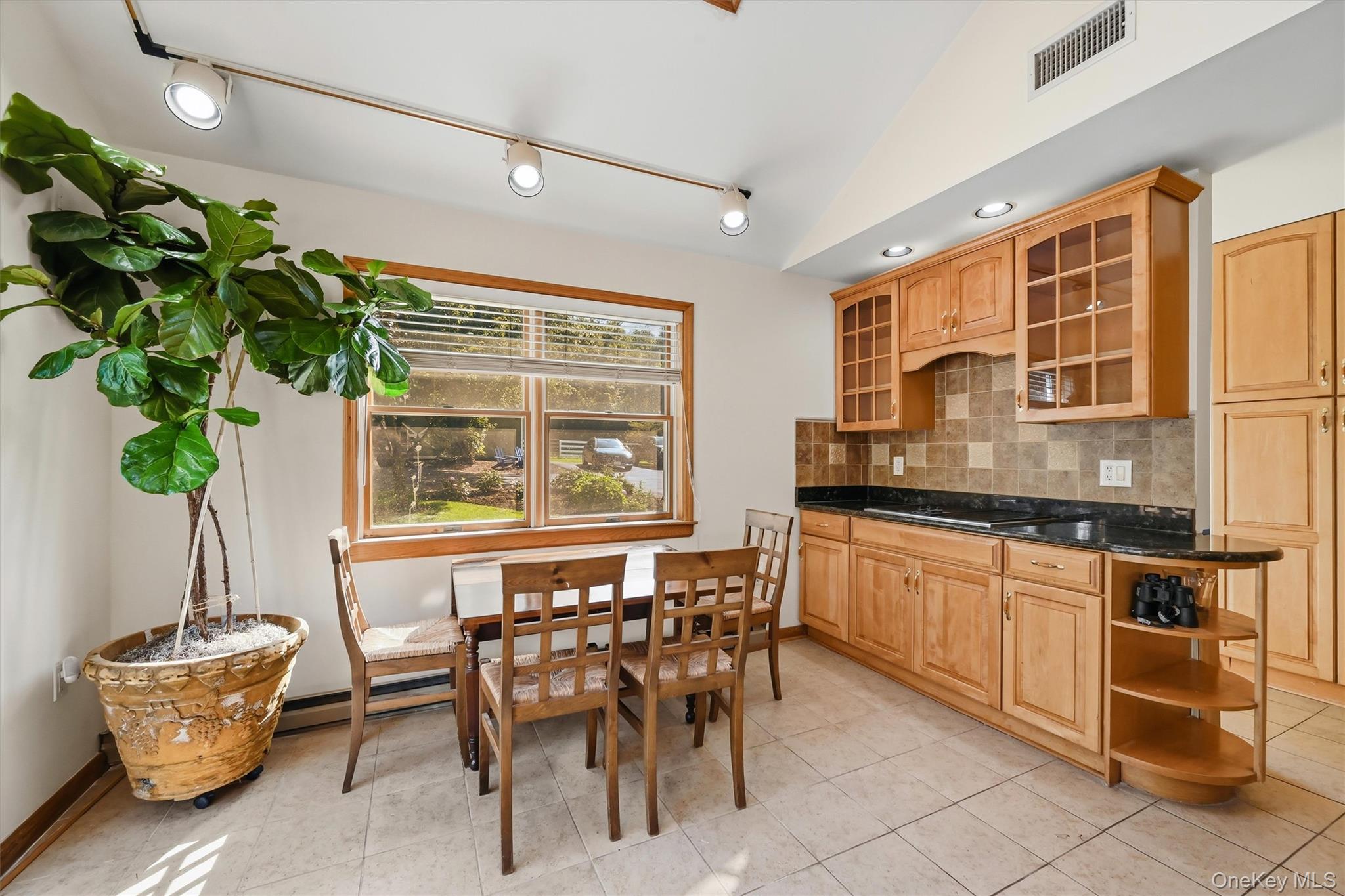 232 Maybrook Road Property Photo 13