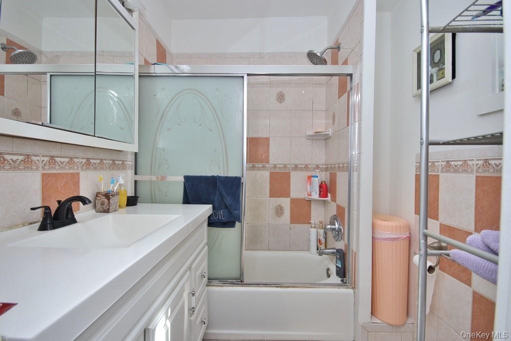 219 Spring Street Property Photo 14