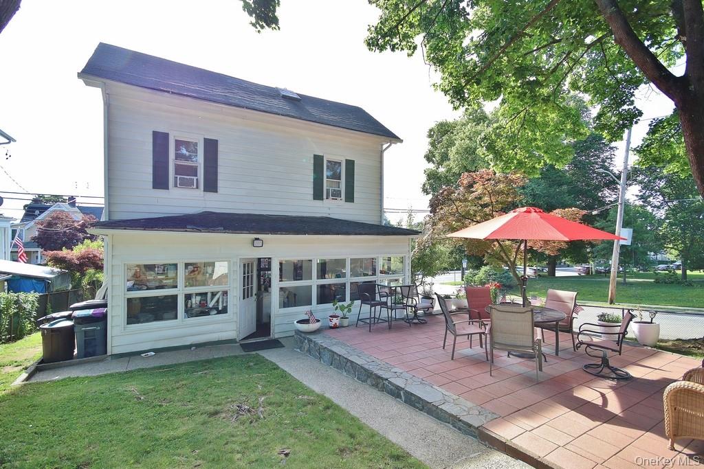 219 Spring Street Property Photo 17