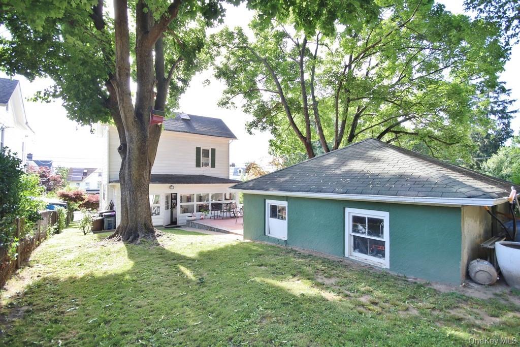 219 Spring Street Property Photo 18