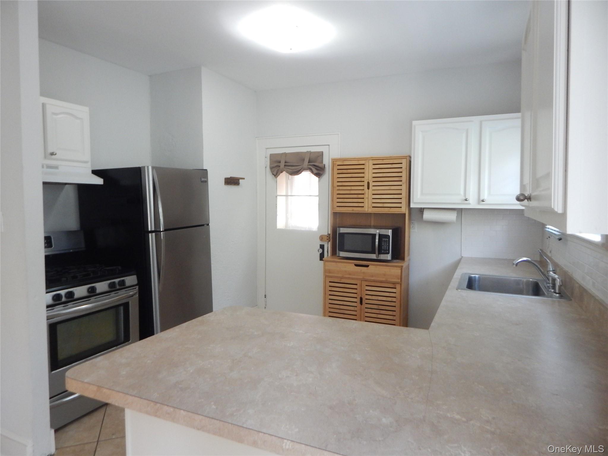 321 Spring Street Property Photo 10