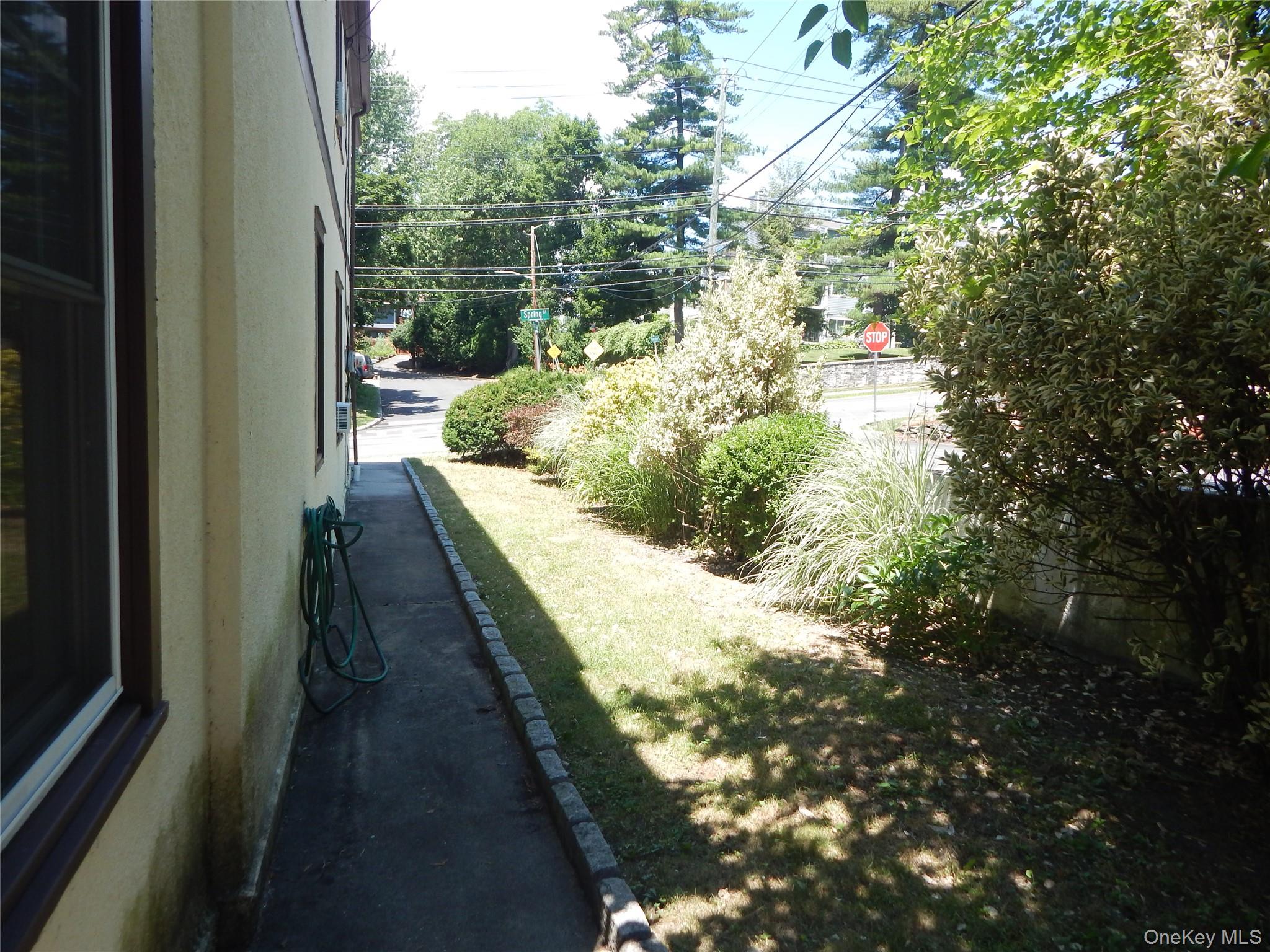 321 Spring Street Property Photo 16