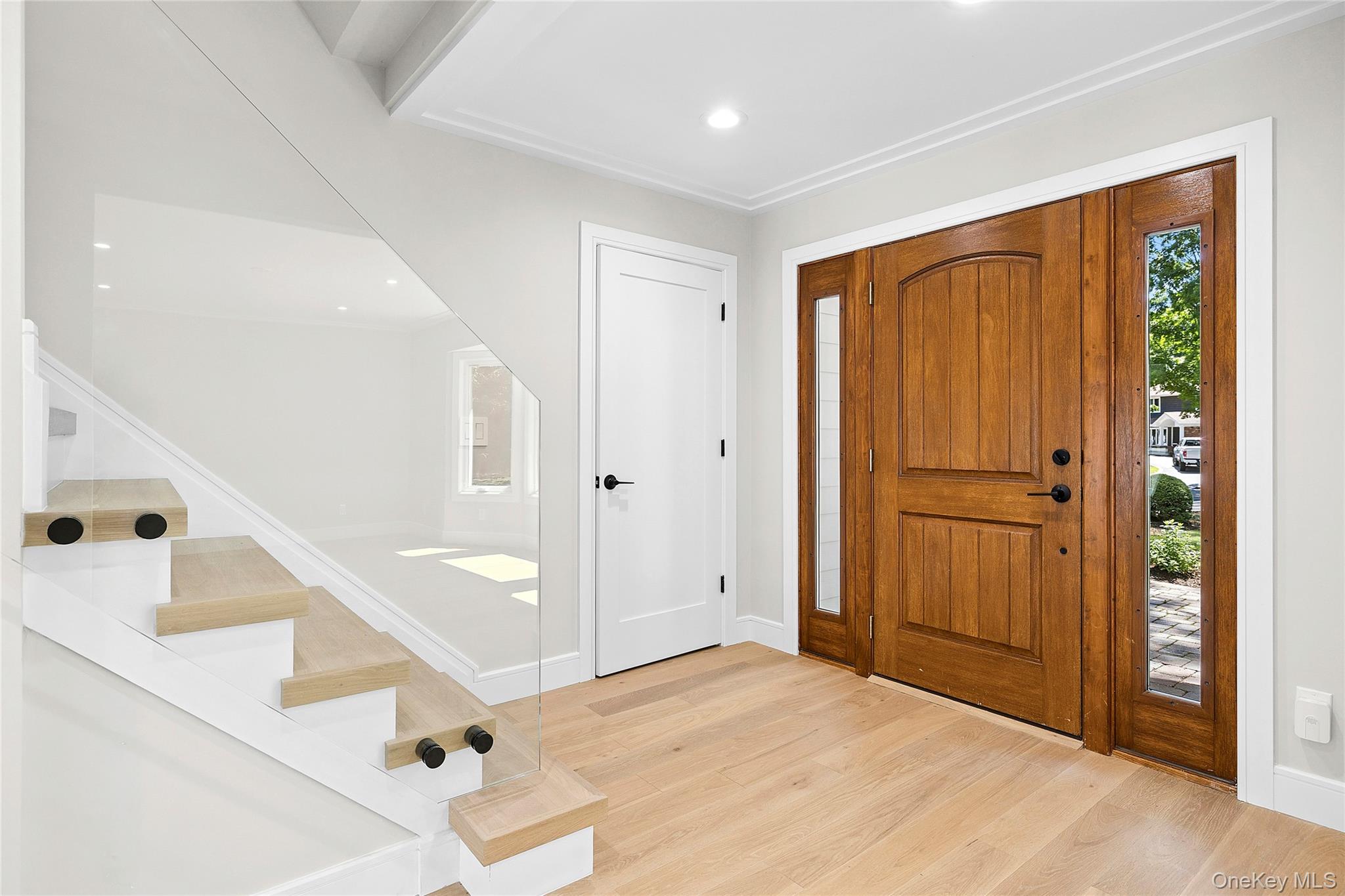 6 Washington Avenue Property Photo 8
