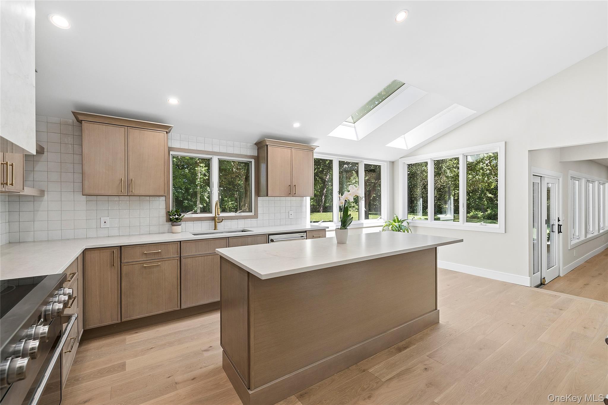 6 Washington Avenue Property Photo 12
