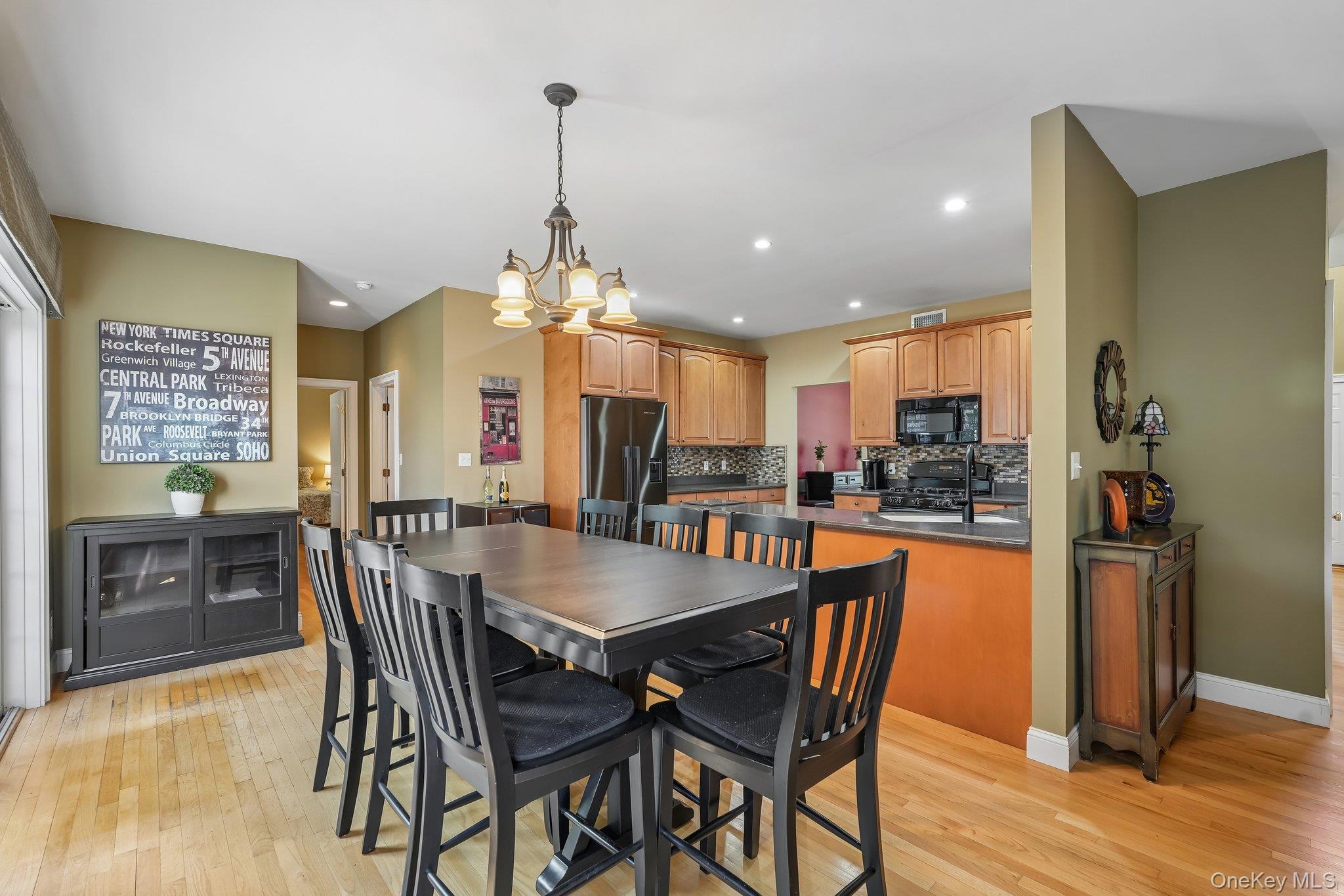 110 Winding Brook Court Property Photo 12