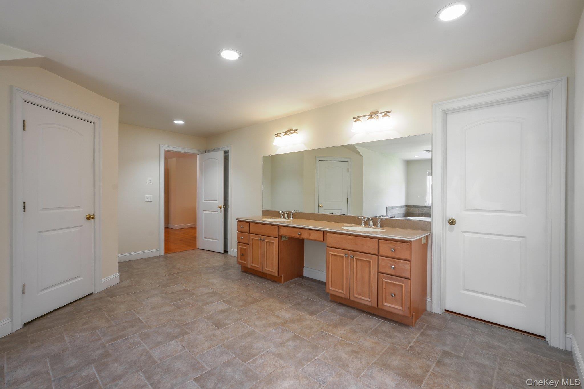 110 Winding Brook Court Property Photo 42