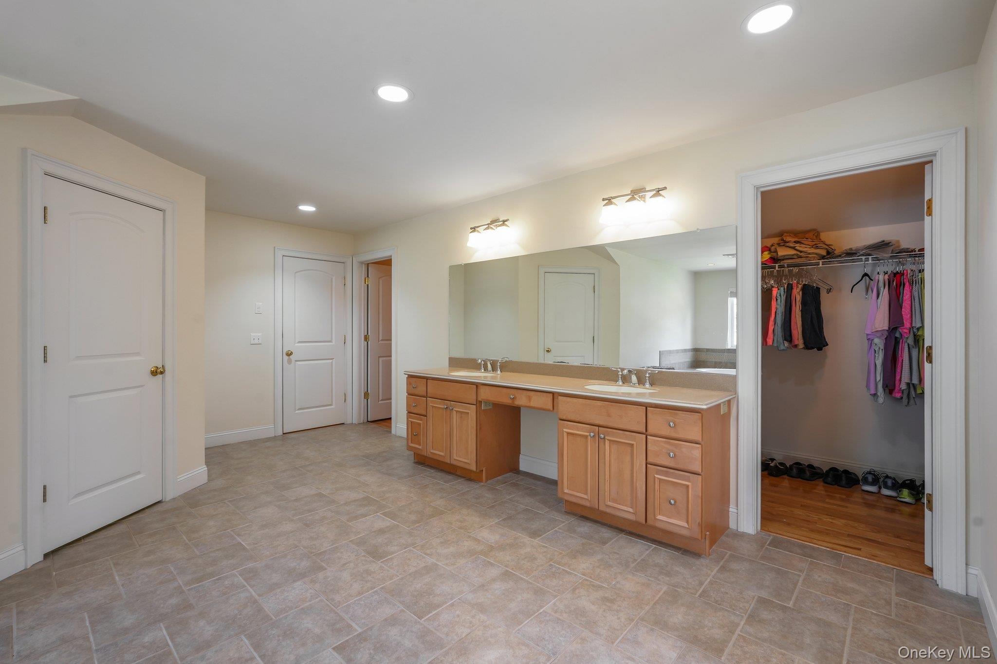 110 Winding Brook Court Property Photo 43