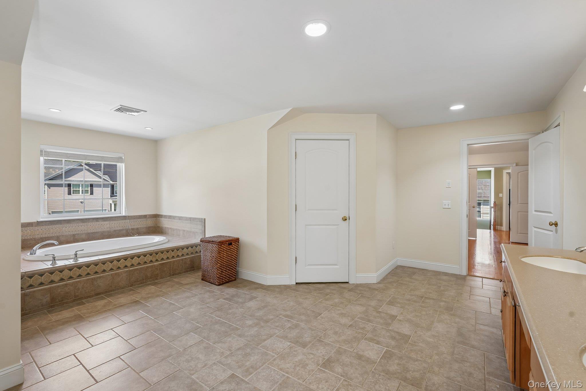 110 Winding Brook Court Property Photo 44