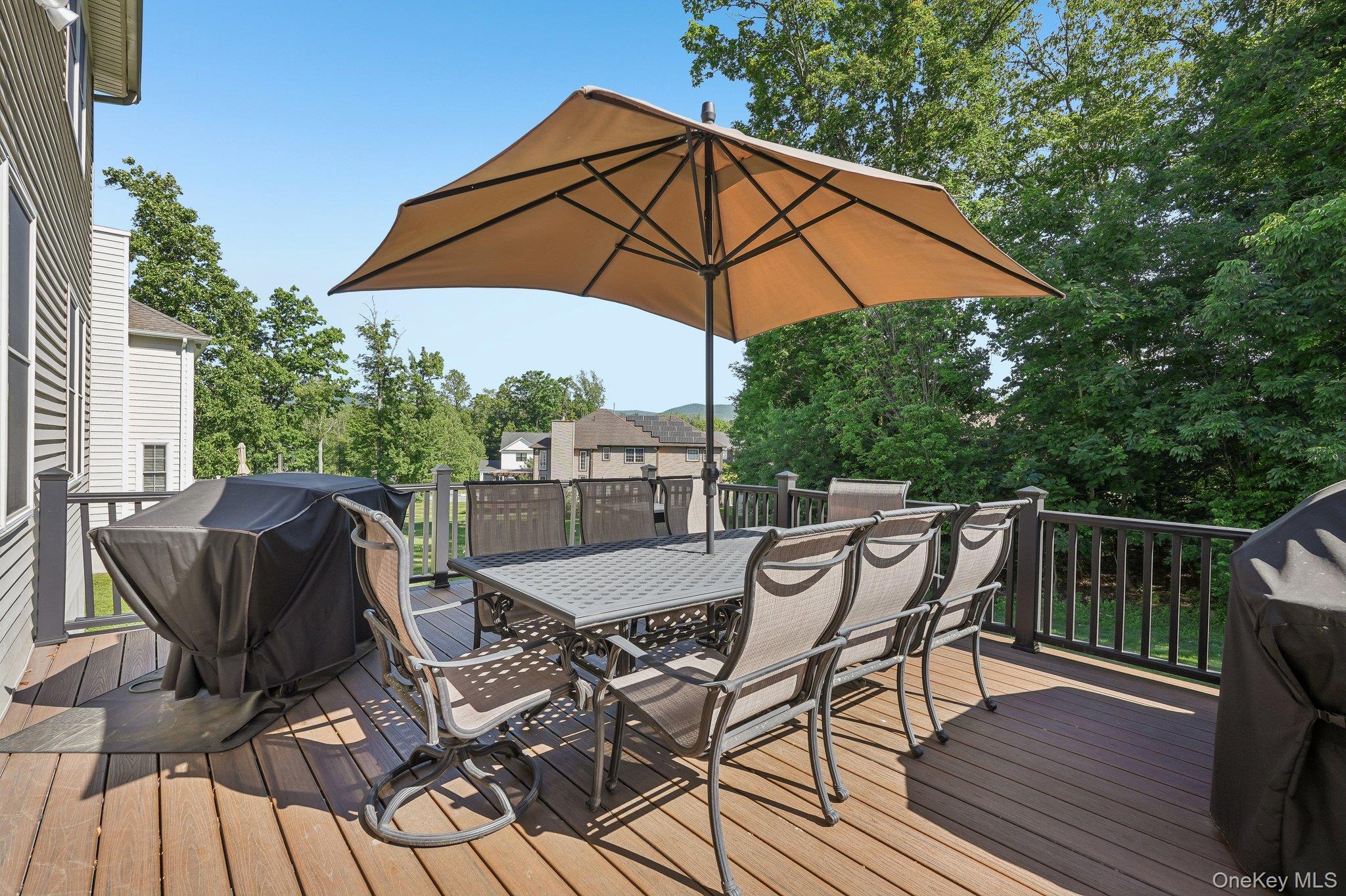 110 Winding Brook Court Property Photo 45