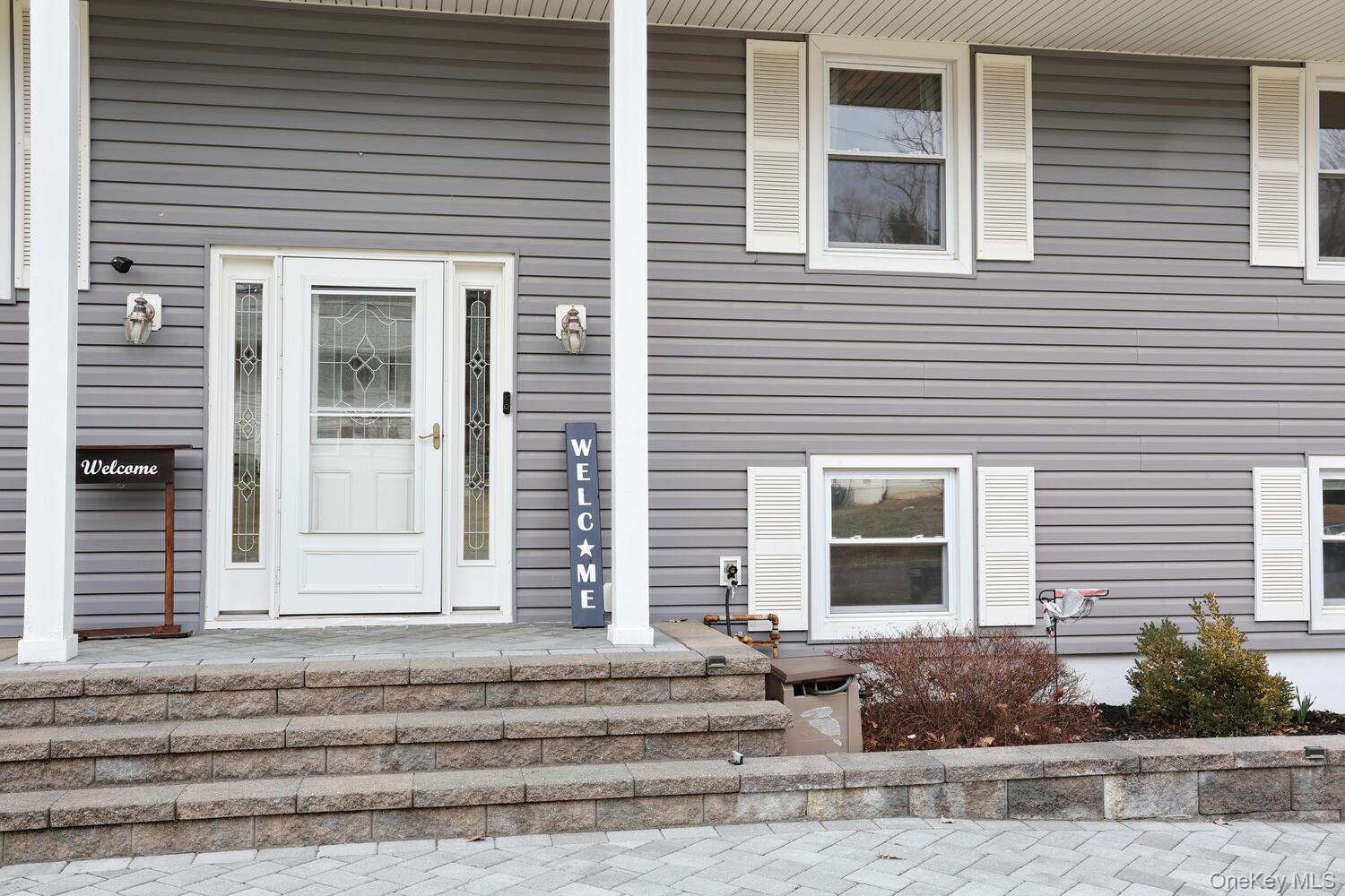 6 Hemlock Lane Property Photo 2