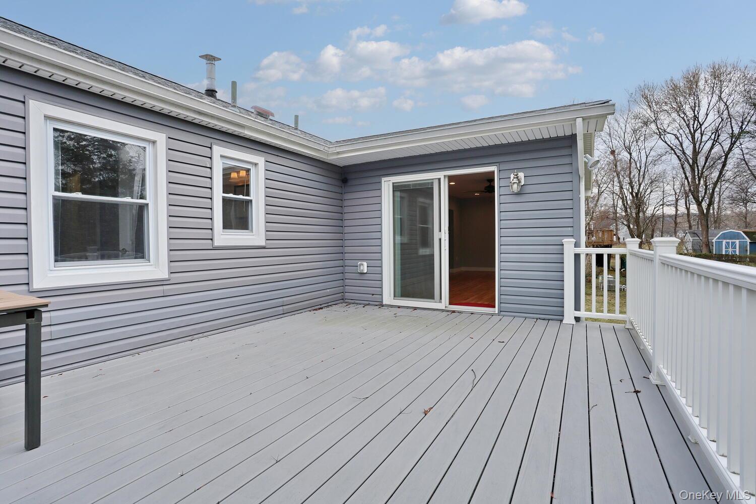 6 Hemlock Lane Property Photo 35