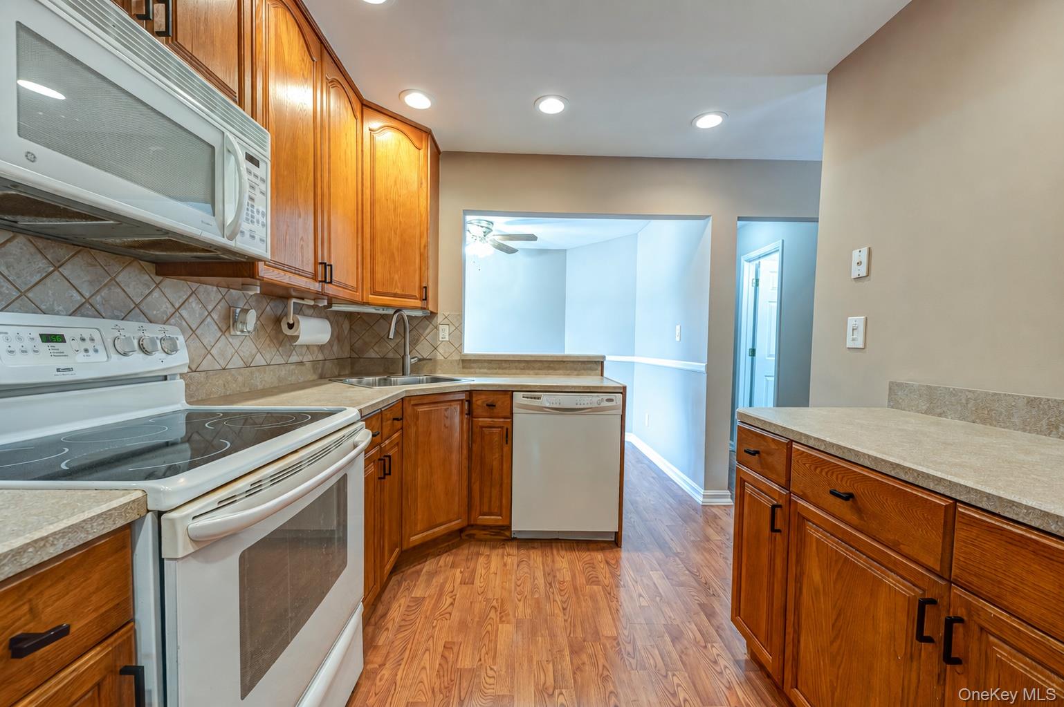 25 W Shore Drive Property Photo 13