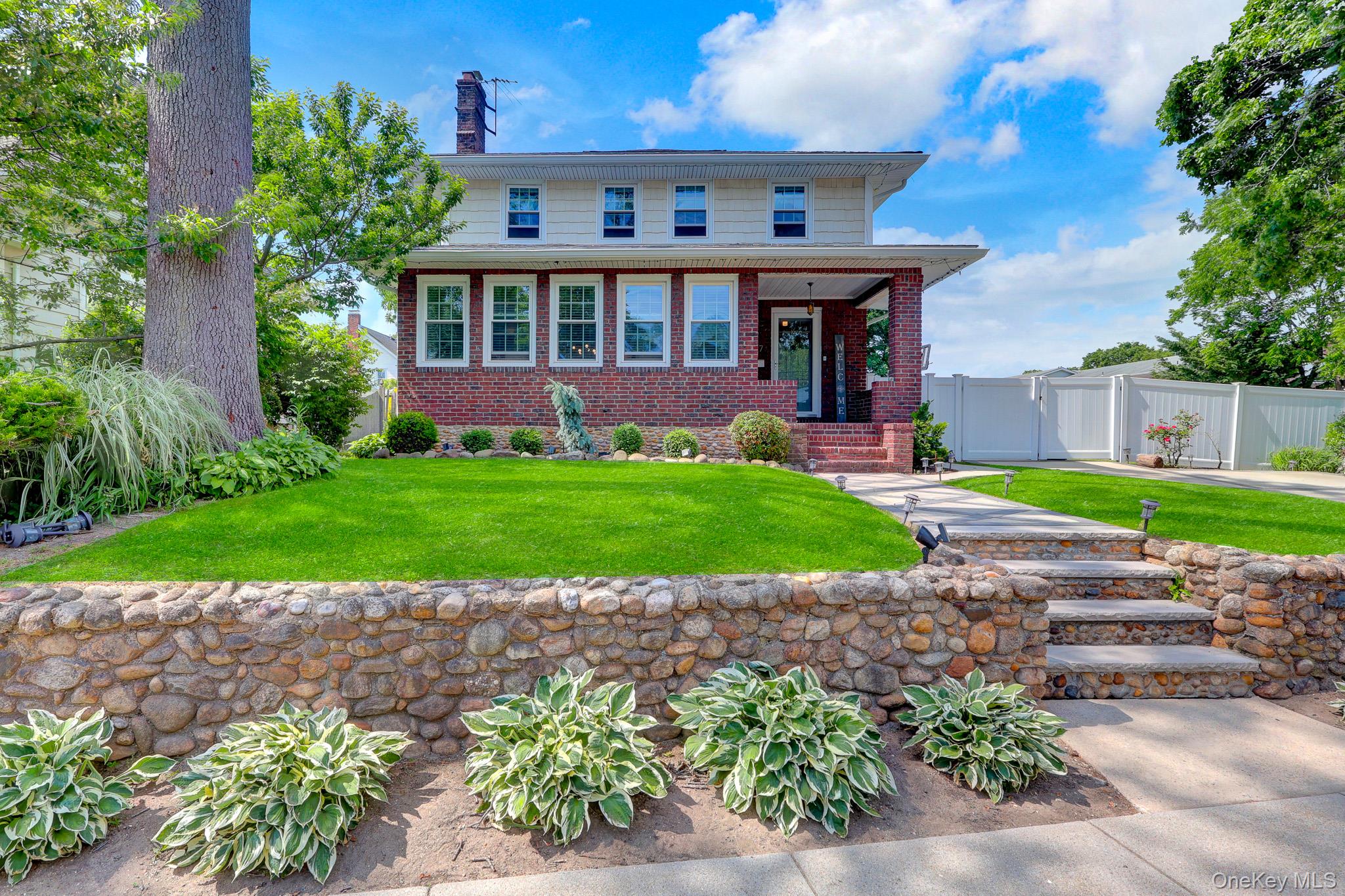 147 Locust Avenue Property Photo 1
