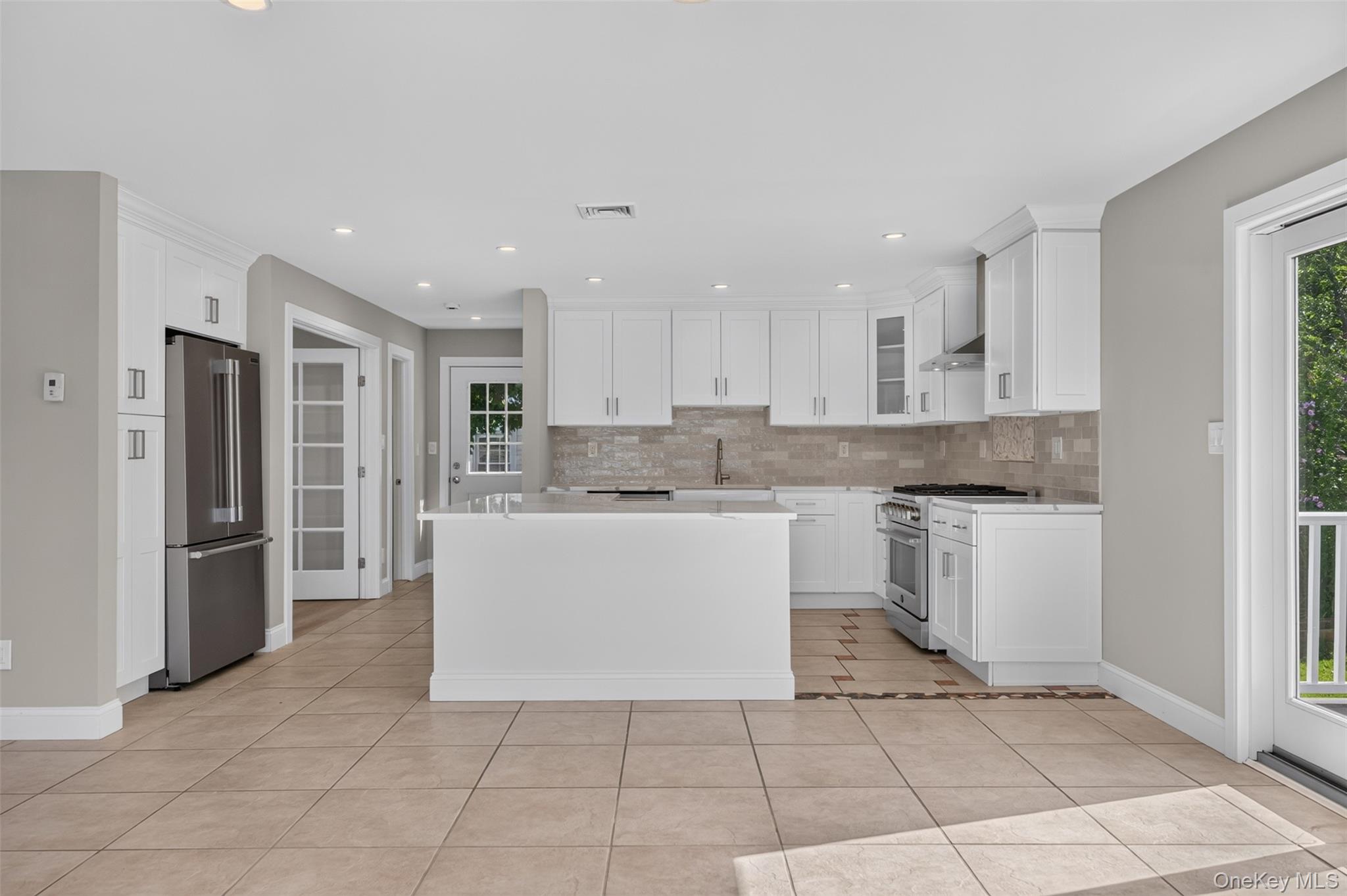 35 Adams Avenue Property Photo 16