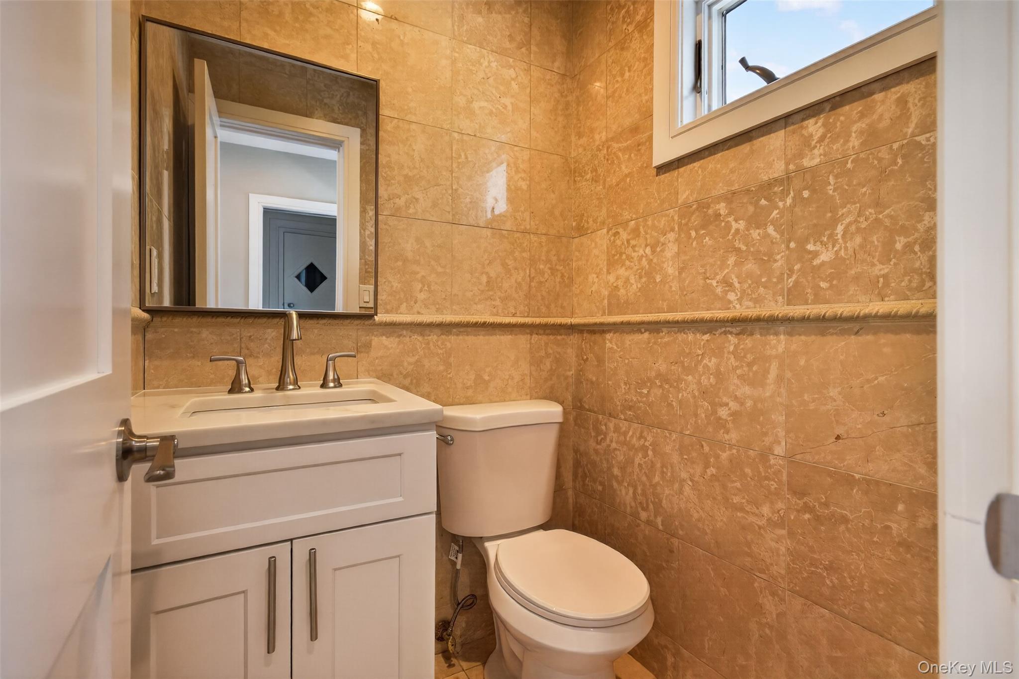 35 Adams Avenue Property Photo 20