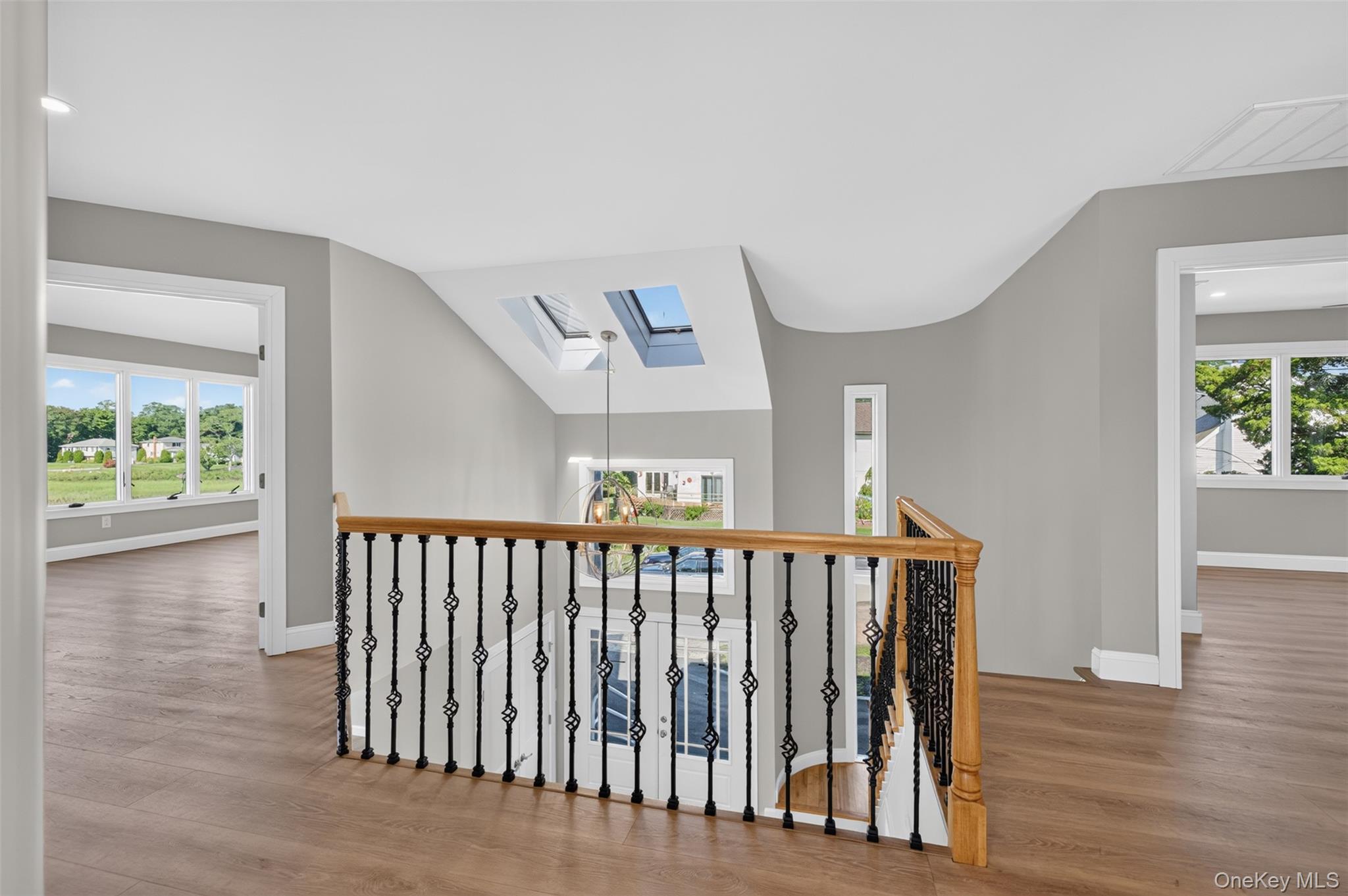 35 Adams Avenue Property Photo 22