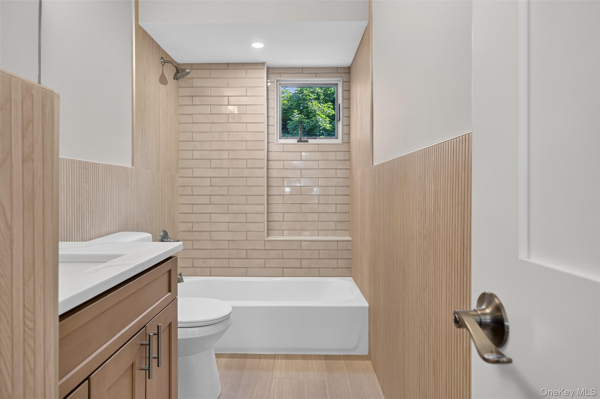 35 Adams Avenue Property Photo 34