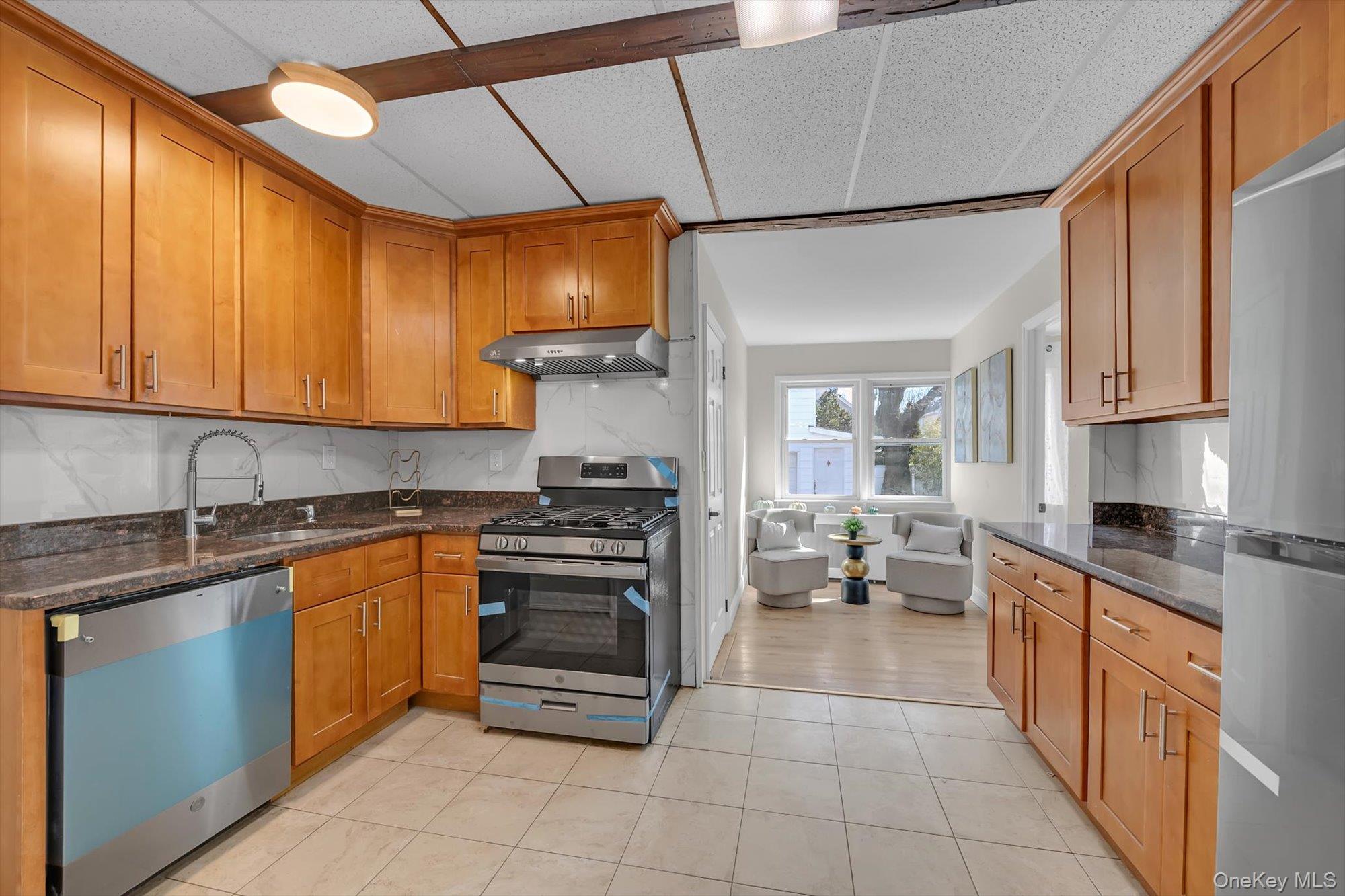 31 Walters Avenue Property Photo 8
