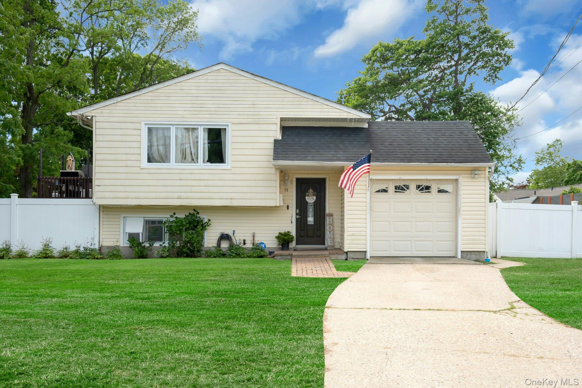 96 Huron Drive Property Photo 1