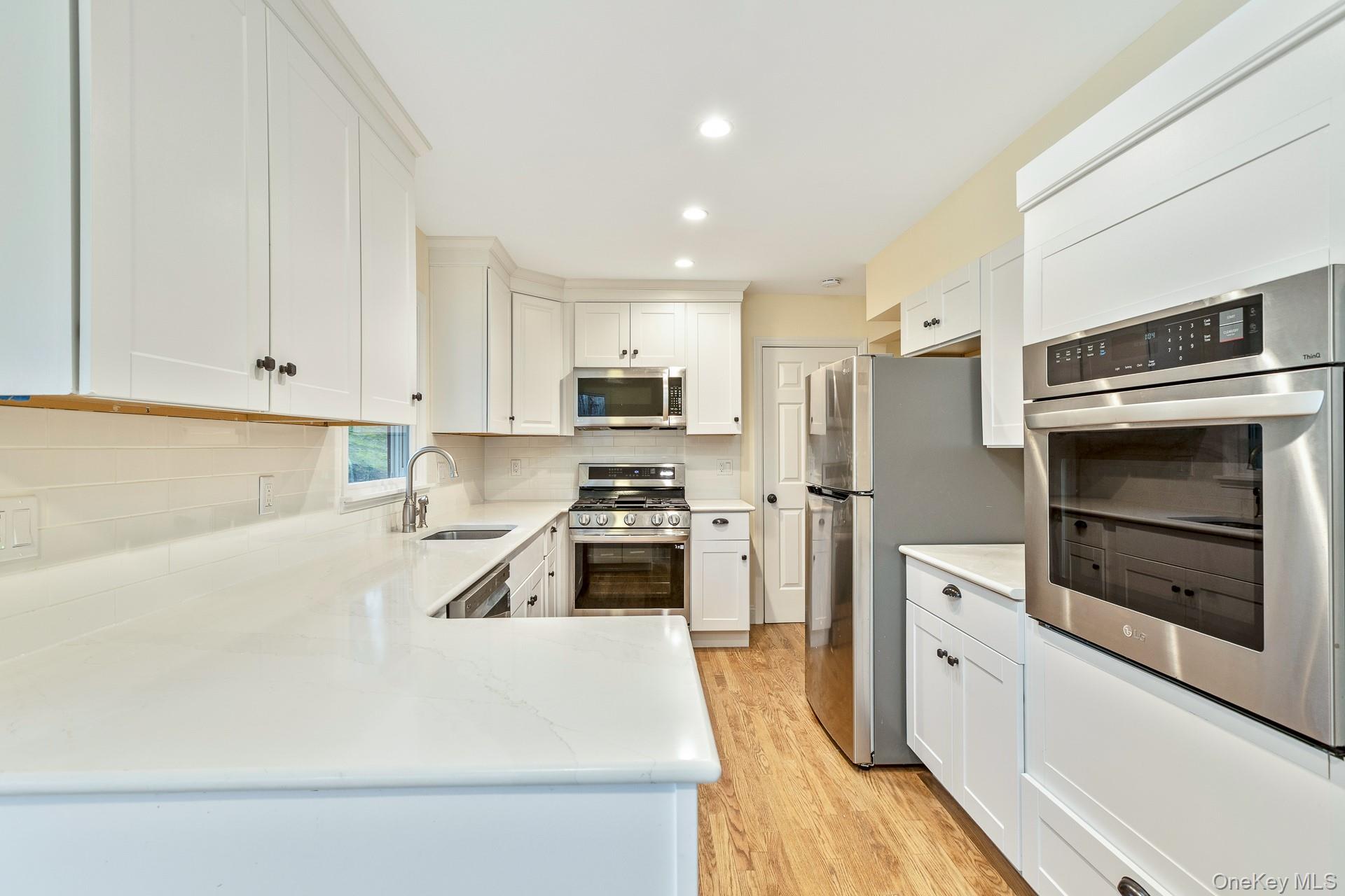 451 River Road Property Photo 10