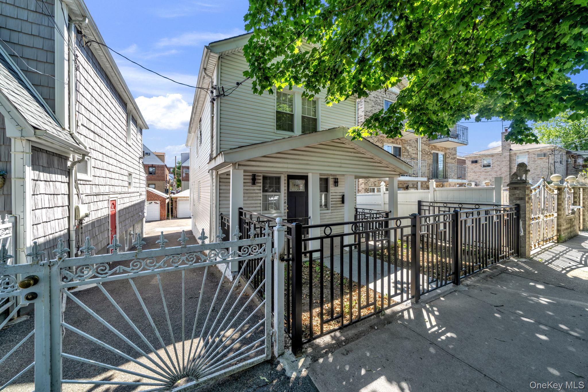 1014 Quincy Avenue Property Photo 1