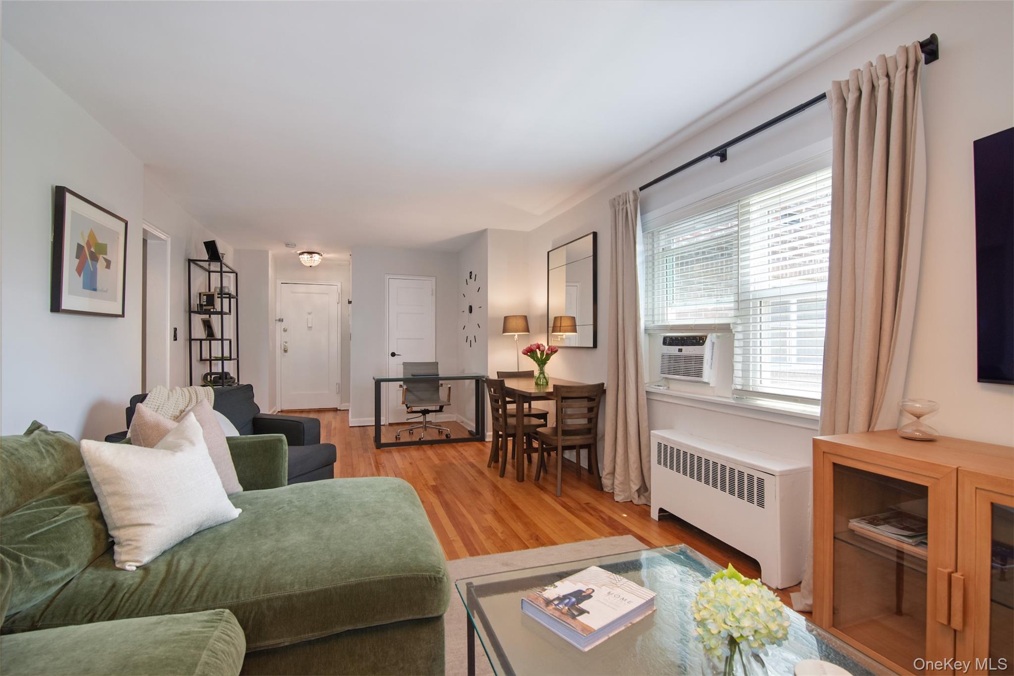 330 S Broadway B10 Property Photo 4