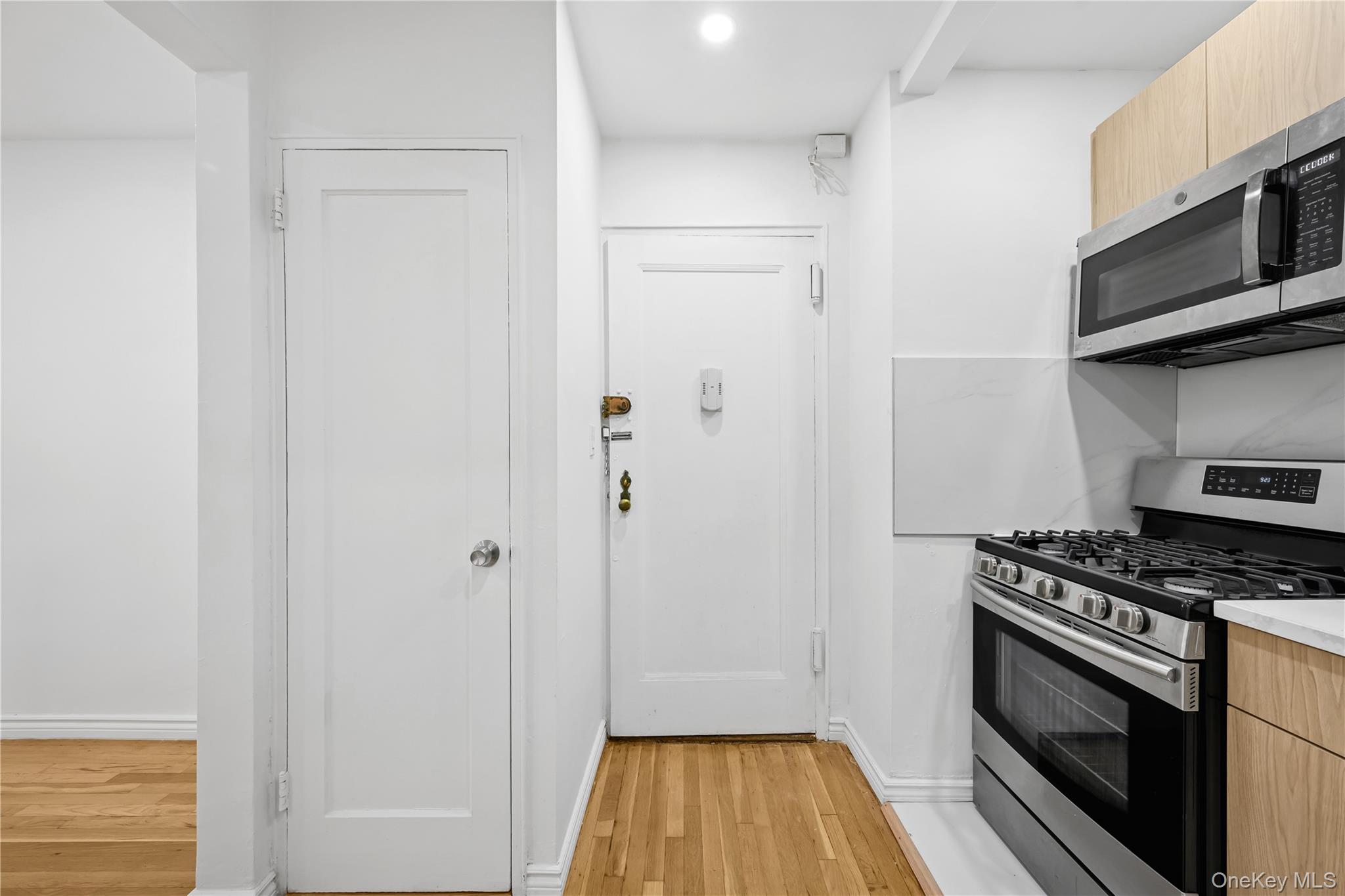 99-63 66th Avenue 2c Property Photo 12