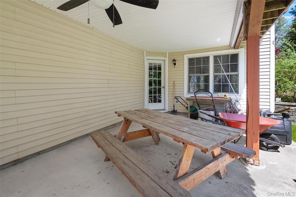 7 Paisley Court Property Photo 42