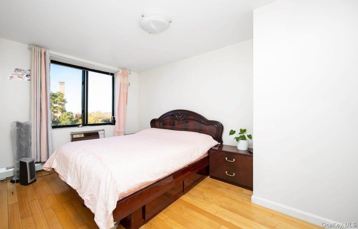 136-16 35th Avenue 7c Property Photo 2