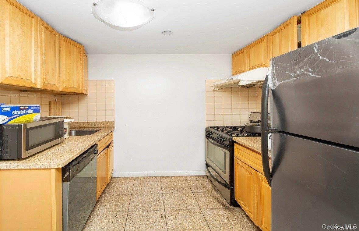 136-16 35th Avenue 7c Property Photo 7