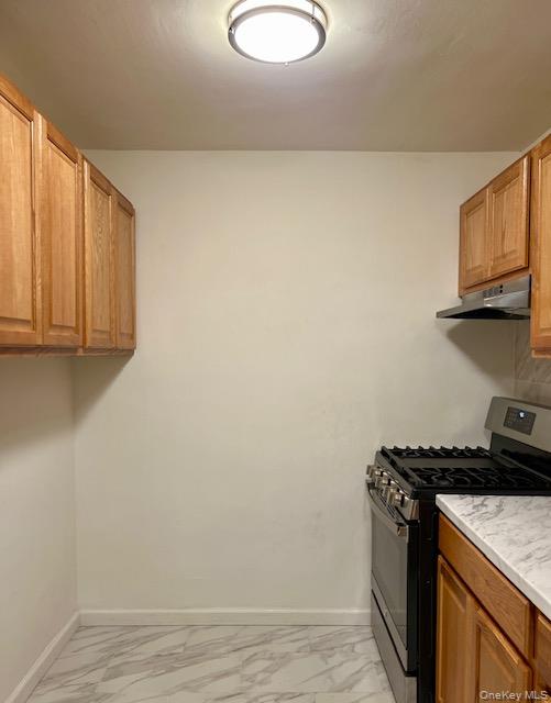 310 Lenox Road 4u Property Photo 3