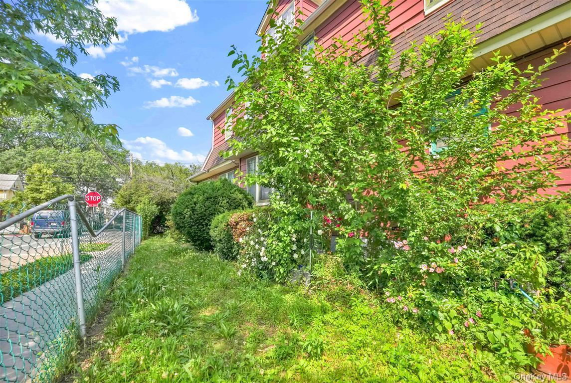 88-49 185th Street Property Photo 5