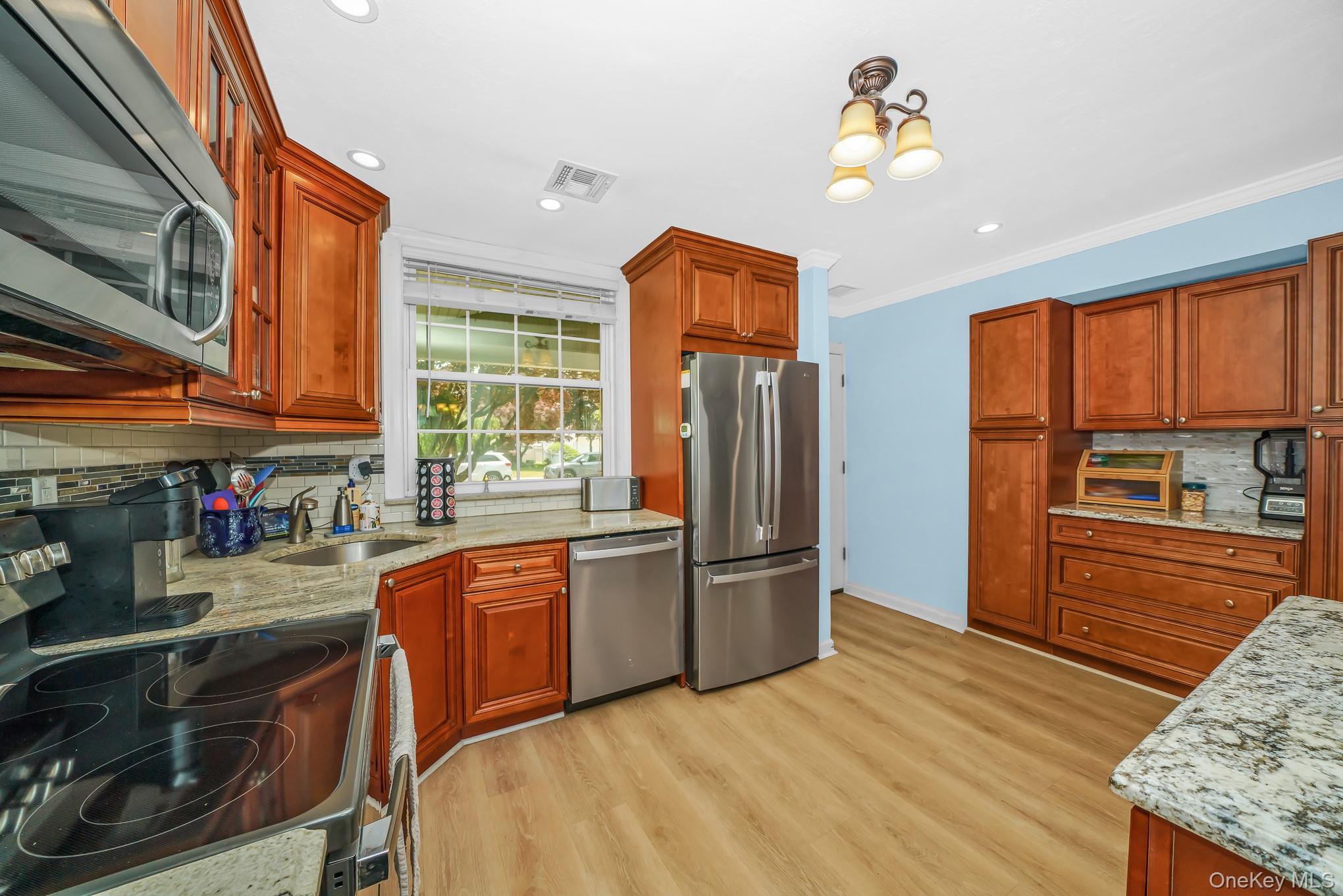 87 Tardy Lane Property Photo 4