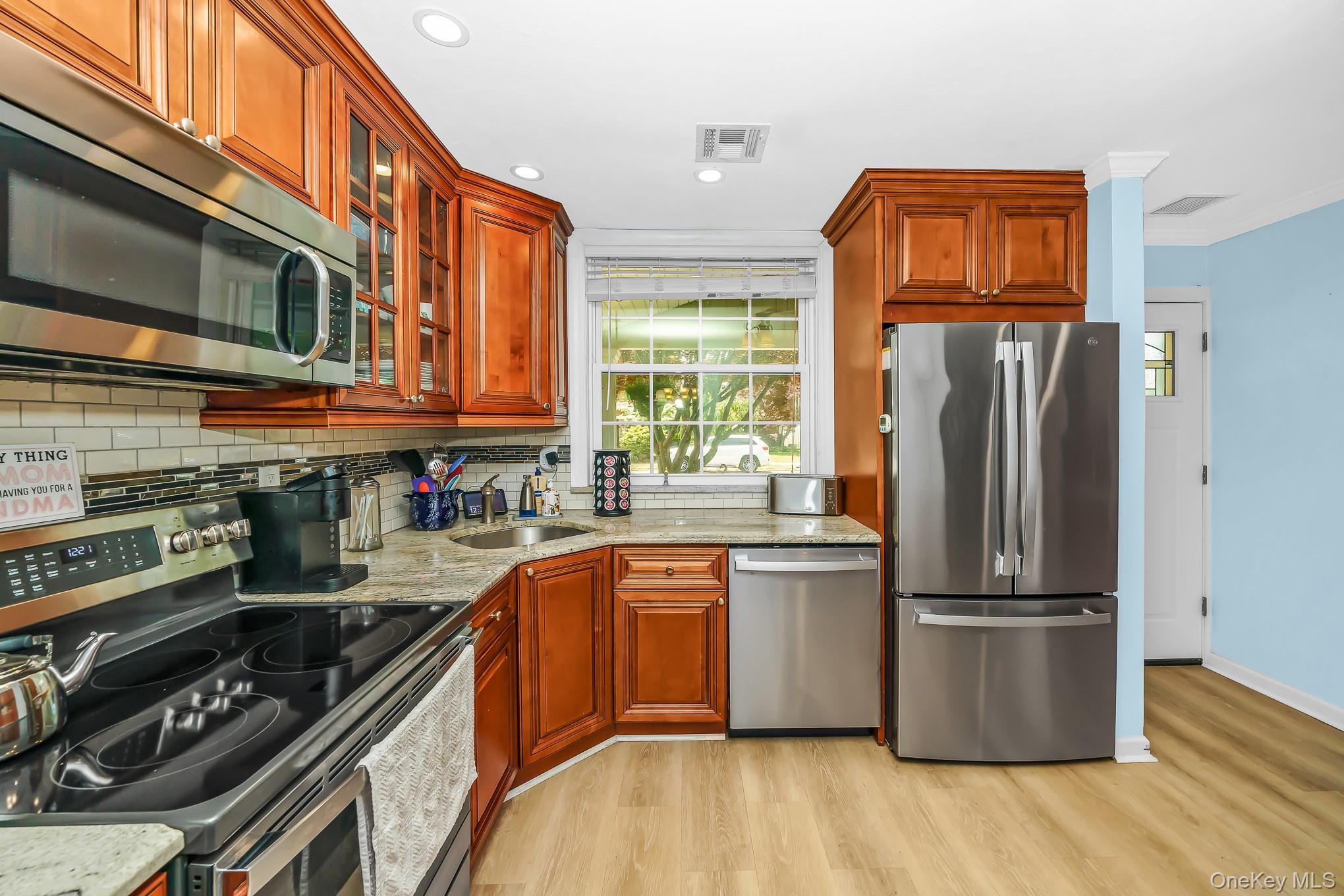87 Tardy Lane Property Photo 7