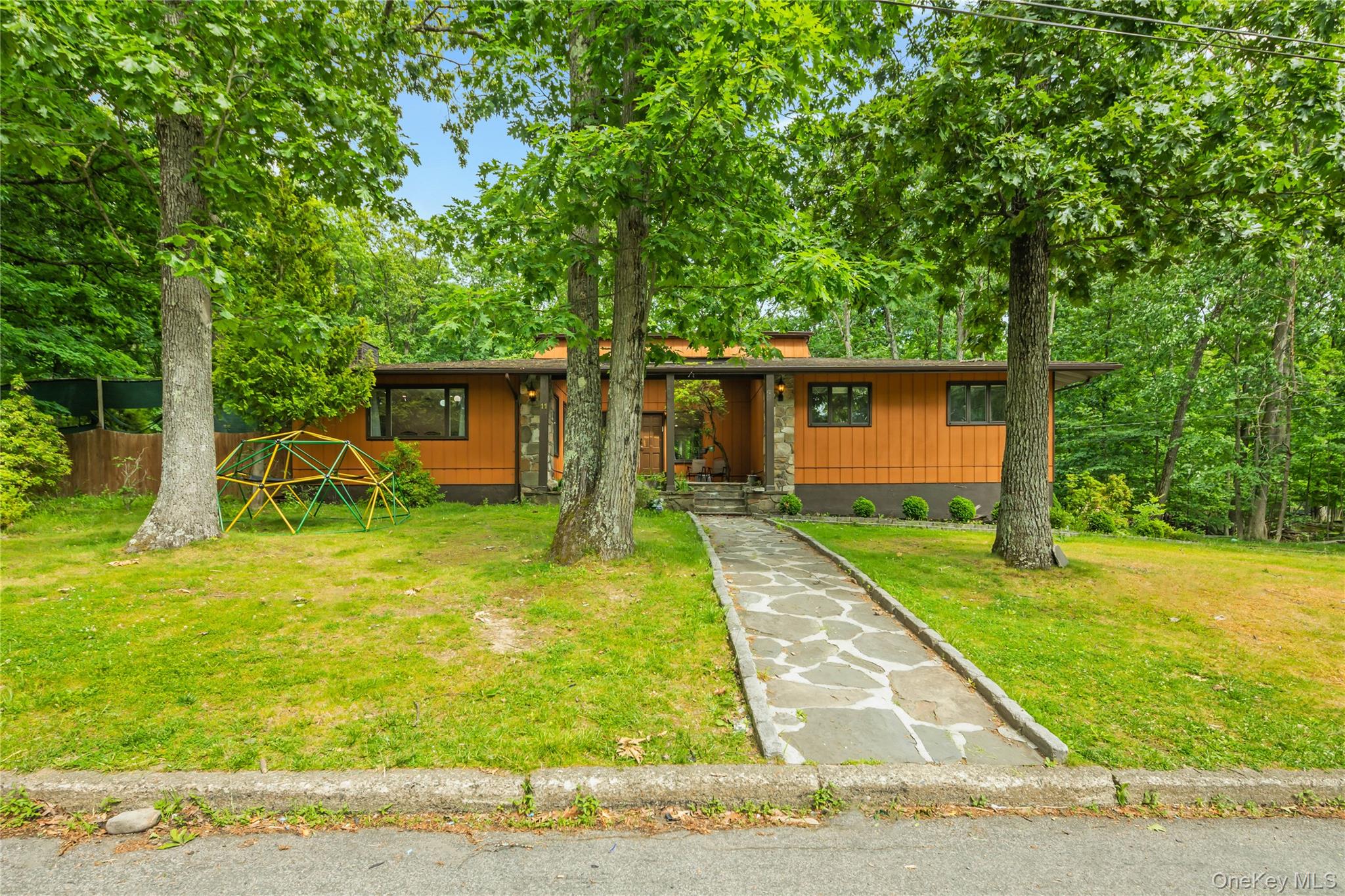 11 Cliff Court Property Photo 1