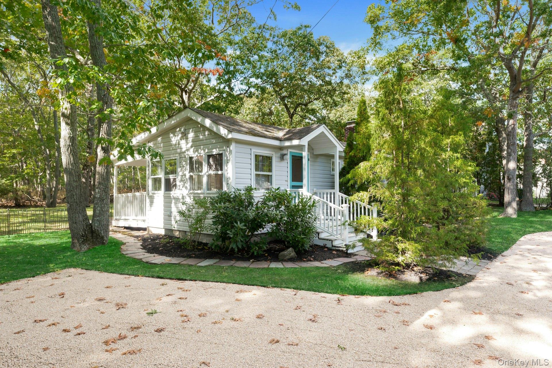 420 Sigsbee Road Property Photo 1