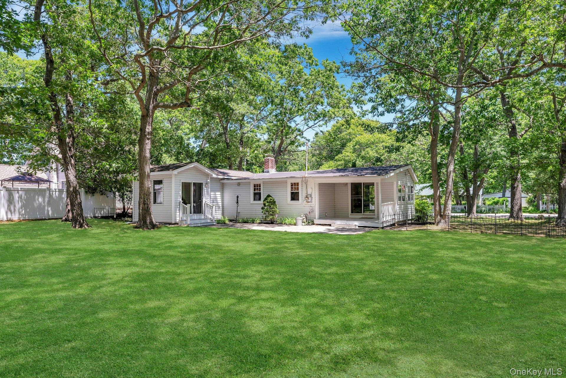 420 Sigsbee Road Property Photo 23