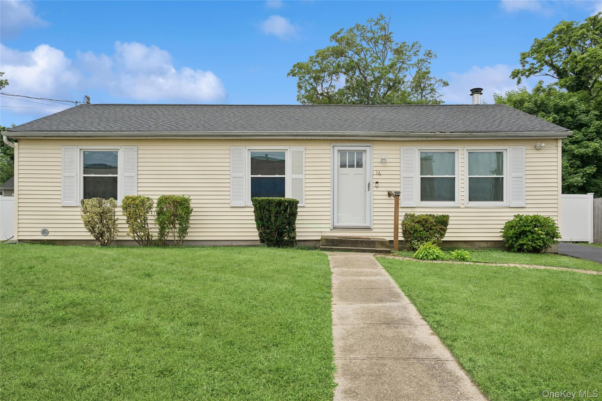 16 Arlington Avenue Property Photo 2