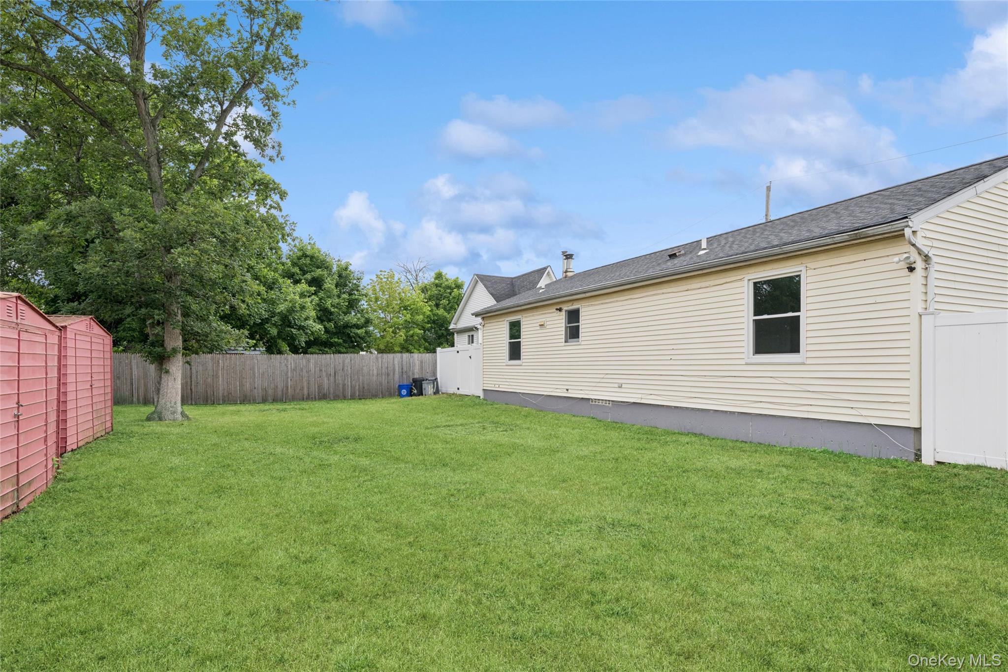 16 Arlington Avenue Property Photo 23