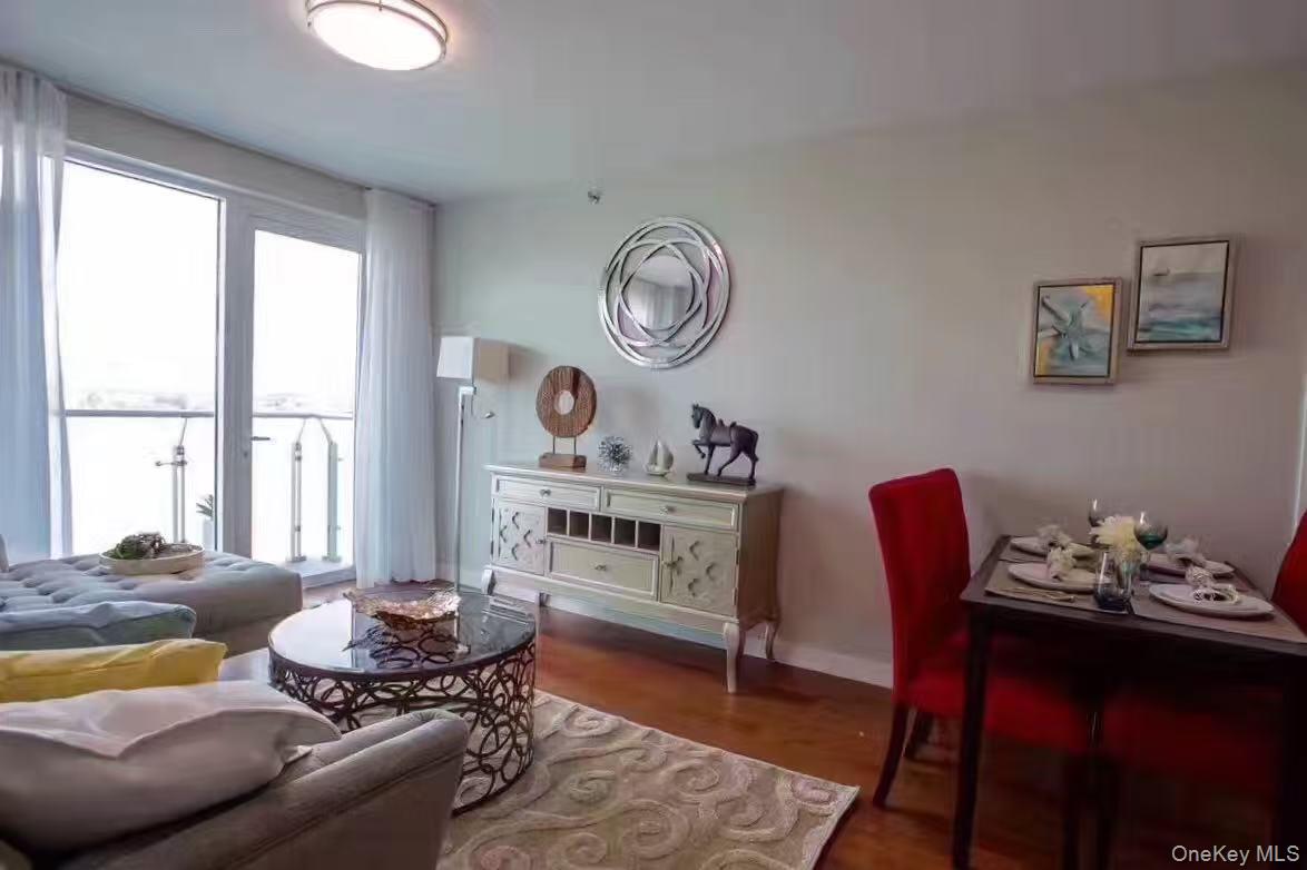 14238 37th Avenue 13d Property Photo 4